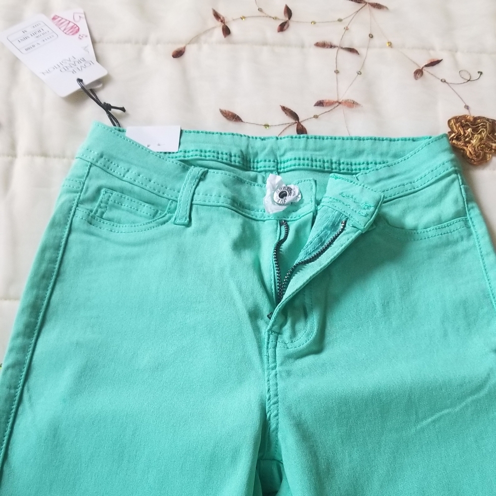 Skinny Jeans - Picture 4 of 5